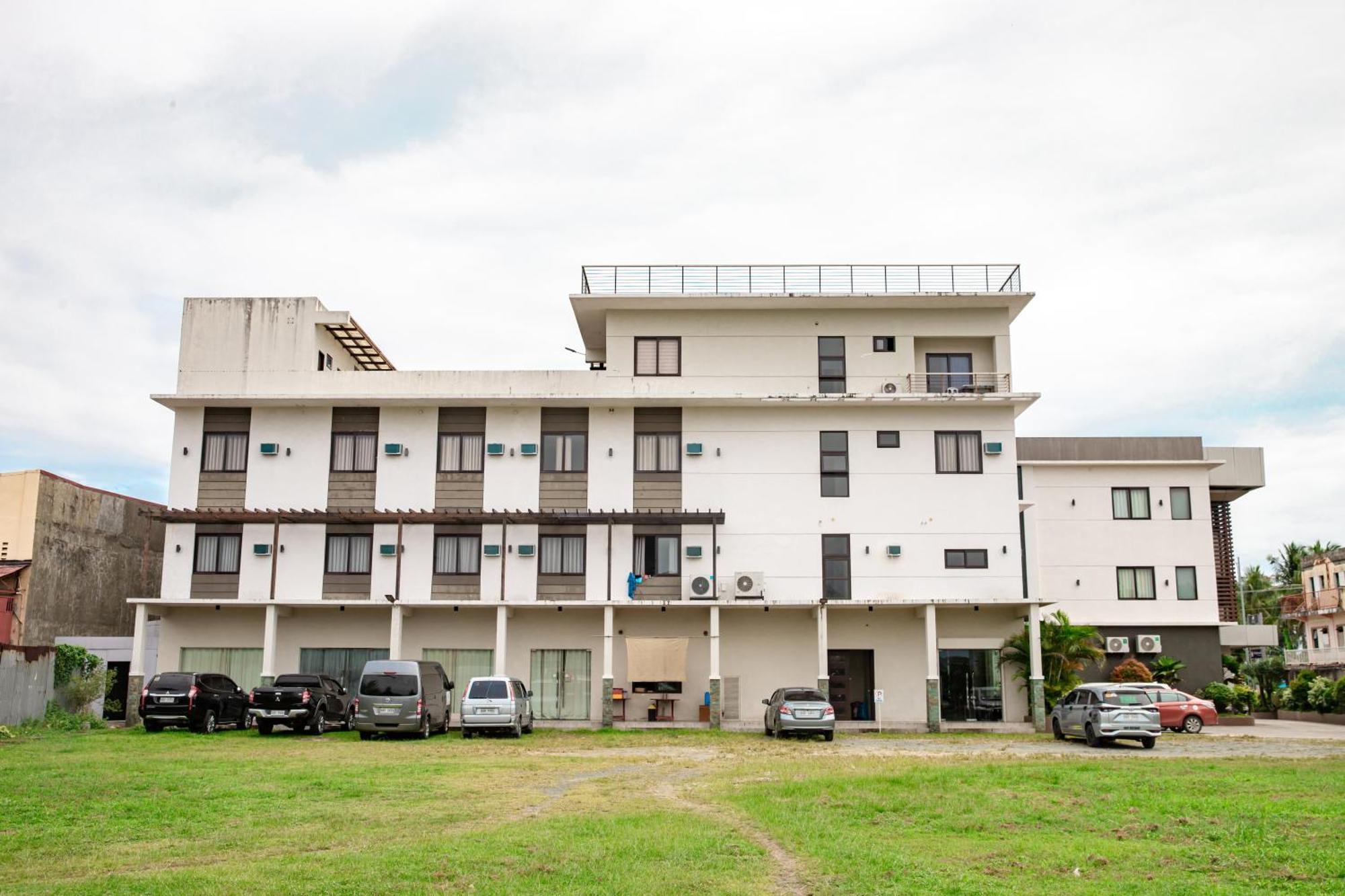 Hotel Costa Brava Tacloban Zewnętrze zdjęcie