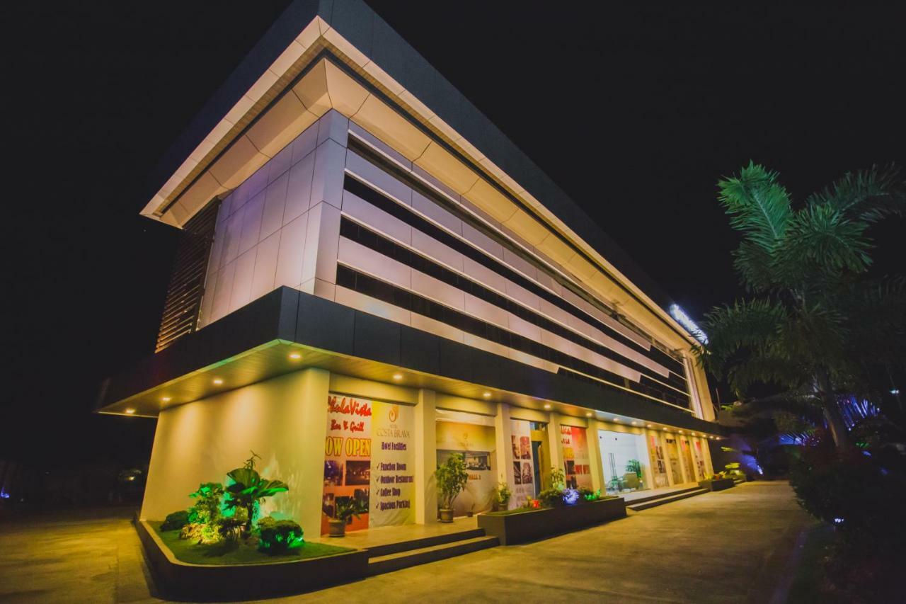 Hotel Costa Brava Tacloban Zewnętrze zdjęcie