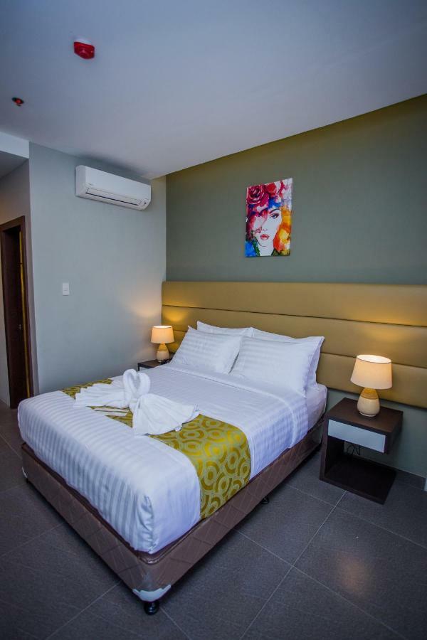 Hotel Costa Brava Tacloban Zewnętrze zdjęcie